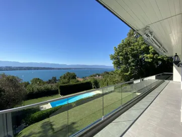 Charming property enjoying a unique setting